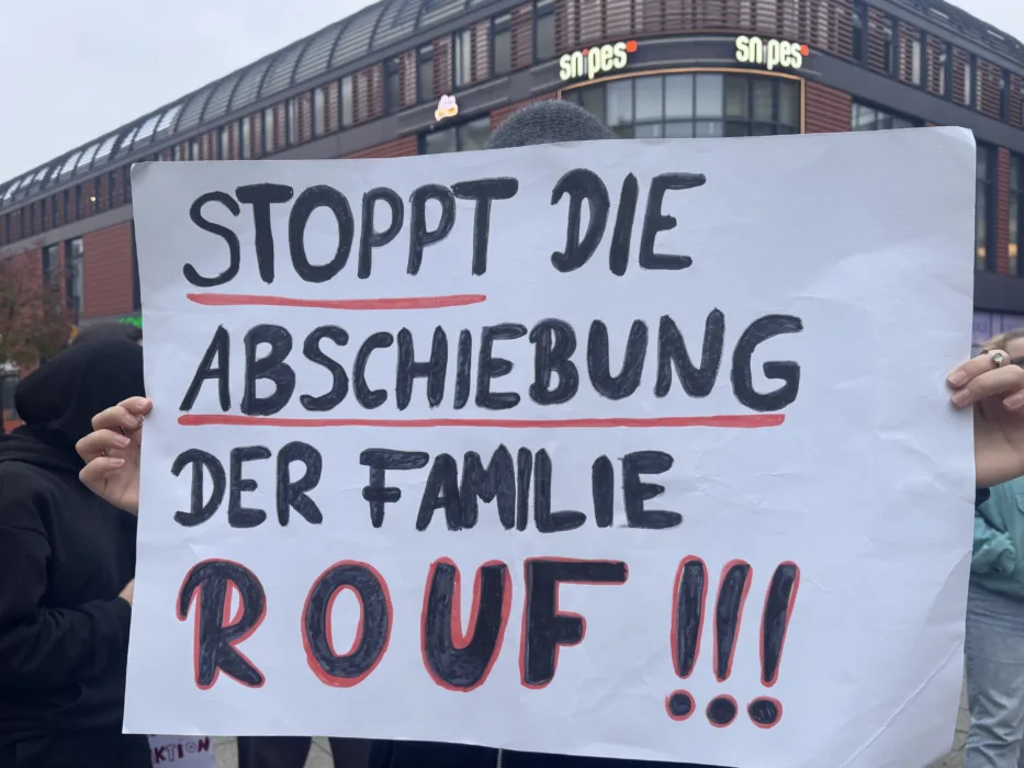 Gemeinsamer Antrag Rechtsstaatliche und integrationsfördernde Verwaltungspraxis der Ausländerbehörde bei laufenden Aufenthaltsverfahren